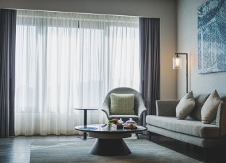 Biophilic design a panele winylowe LVT – jak stworzyć podłogę inspirowaną naturą we wnętrzach komercyjnych i mieszkalnych? Werka - panele winylowe lvt (5).jpg