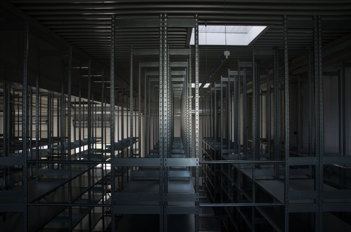 reesinls - autostore 3 - Pawel.jpg