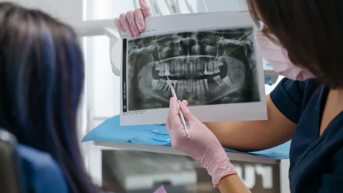 implanty.naturaldens.pl - 388-jak-przygotowac-sie-do-wszczepienia-implantu-zebowego.webp