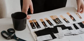 Jak wybrać taśmę nośną do smyczy reklamowych i identyfikatorów? bagum.pl - 126-jak-wybrac-tasme-nosna-do-smyczy-reklamowych-i-identyfikator.webp