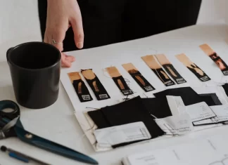 Jak wybrać taśmę nośną do smyczy reklamowych i identyfikatorów? bagum.pl - 126-jak-wybrac-tasme-nosna-do-smyczy-reklamowych-i-identyfikator.webp