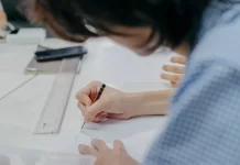 Najczęstsze wyzwania podczas zaocznych studiów z architektury krajobrazu i jak je pokonać sopocka.edu.pl - 207-najczestsze-wyzwania-podczas-zaocznych-studiow-z-architektur.webp